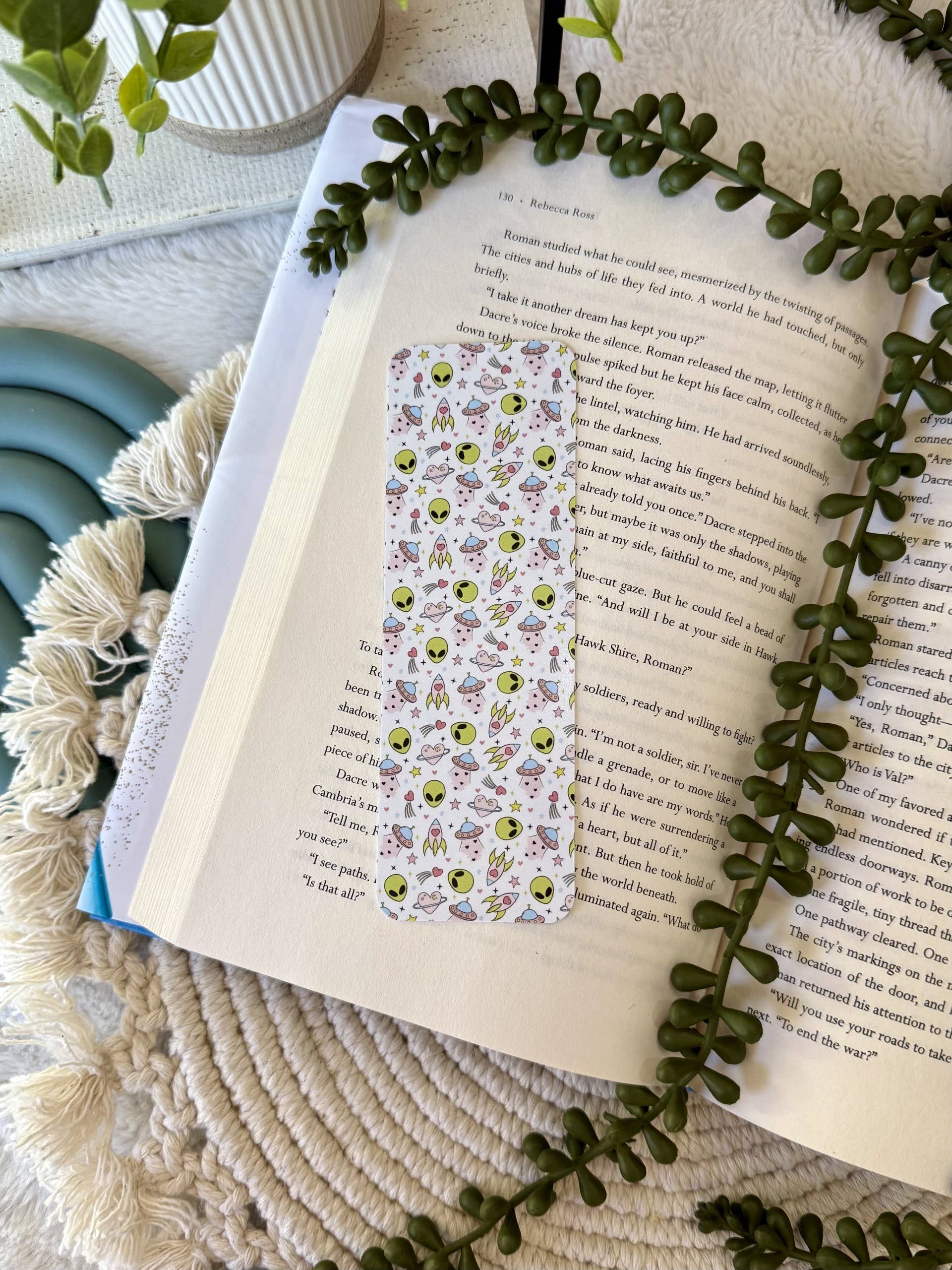 Alien Bookmark - Space Bookmark - Sci Fi Bookmark