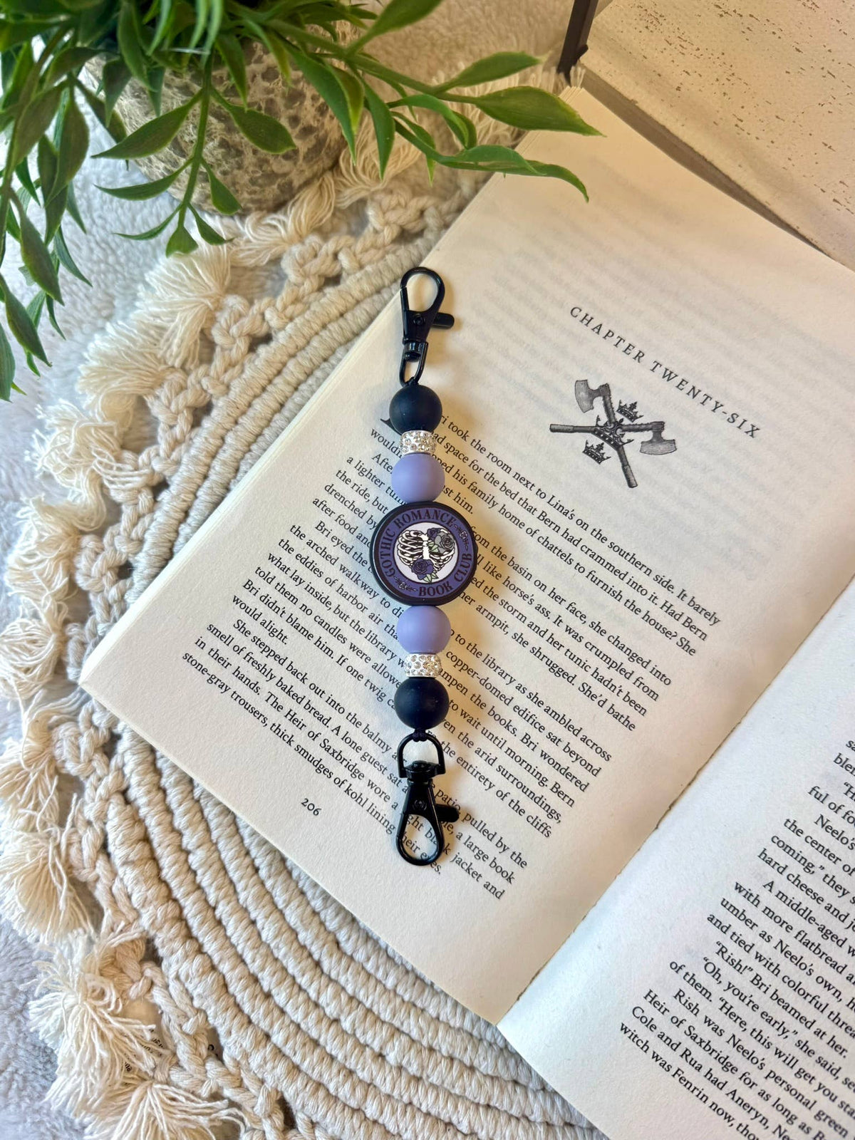 Gothic Romance Beaded Kindle Strap
