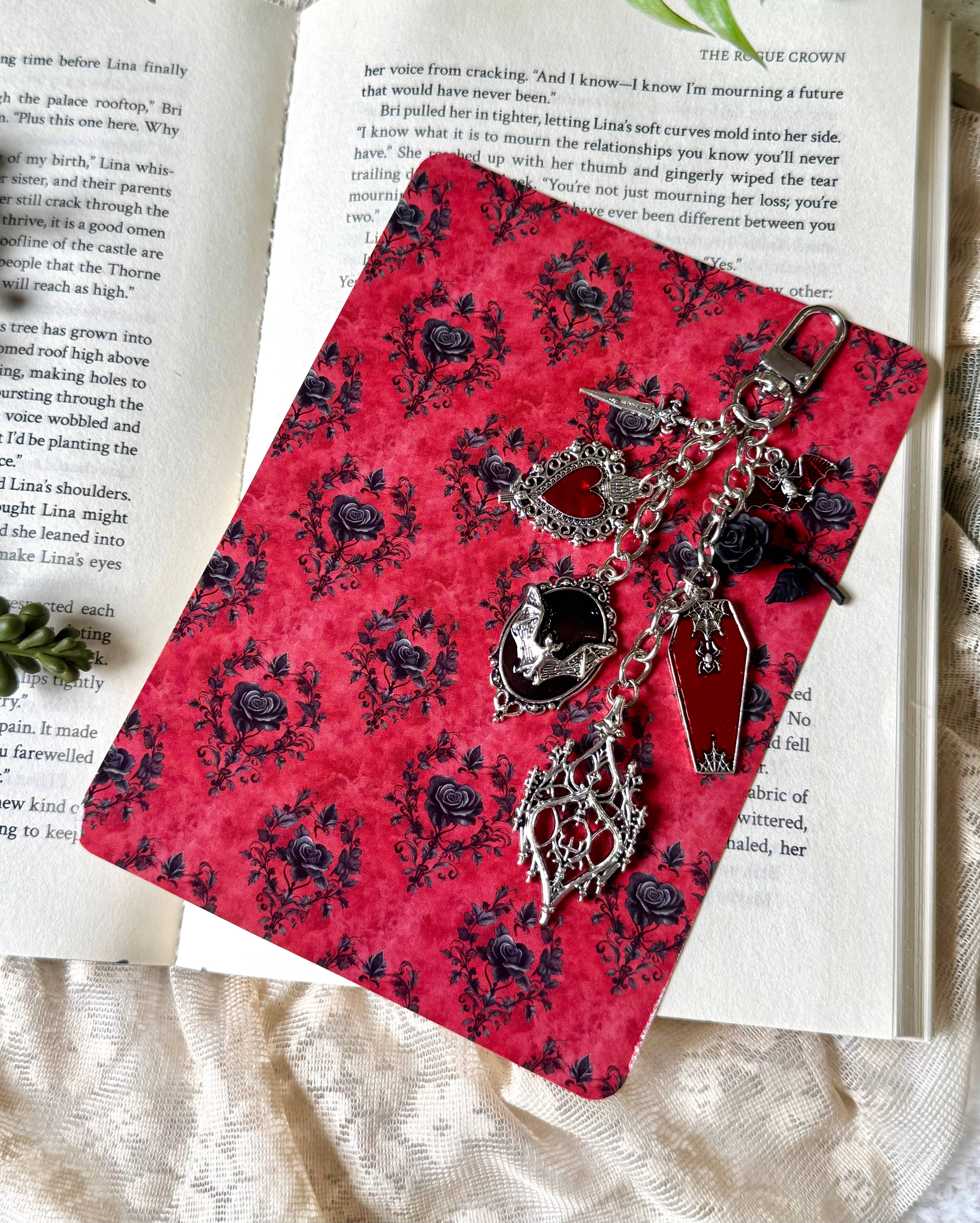 Dark Romance Kindle Charm - Vampire Kindle Charm