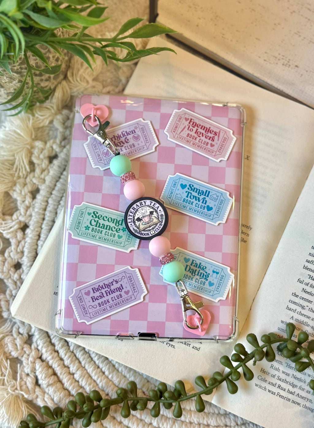 Dragon Beaded Kindle Strap