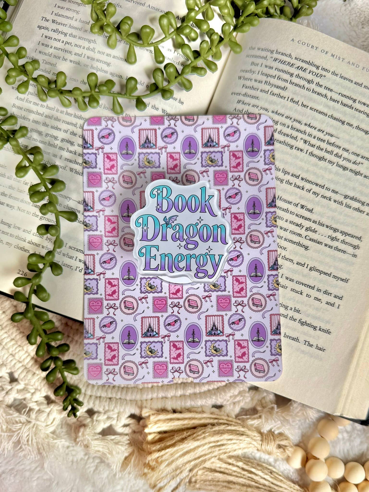 Fantasy Kindle Grip - Fantasy Phone Grip _ Romantasy Grip